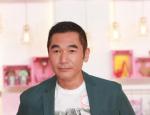 方中信全家开启度假模式 笑指全部身家都给了女儿