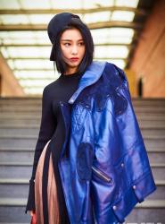 张馨予冬日写真 百变造型魅惑