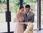 余文乐王棠云结婚一周年 娇妻晒“迟到”的婚礼照